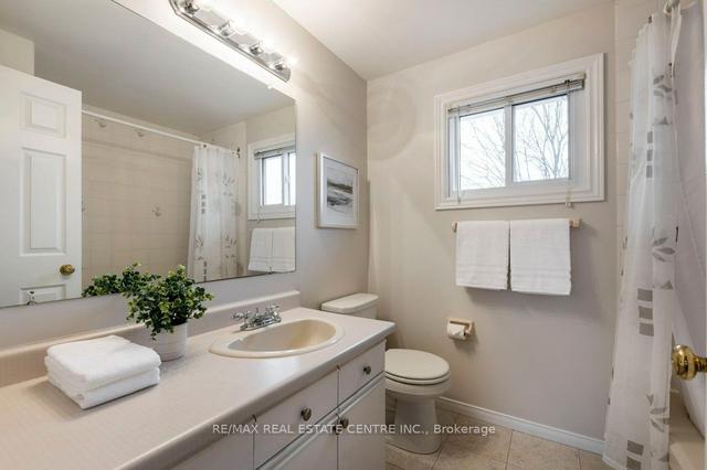 183 Yellow Birch Dr, House detached with 3 bedrooms, 3 bathrooms and 4 parking in Kitchener ON | Image 17