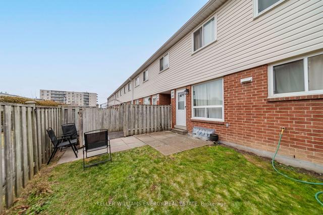 45 - 401 Wentworth St W, Townhouse with 2 bedrooms, 1 bathrooms and 1 parking in Oshawa ON | Image 17
