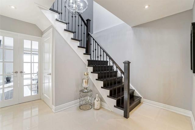 72 Morton Way, House detached with 5 bedrooms, 4 bathrooms and 6 parking in Brampton ON | Image 7