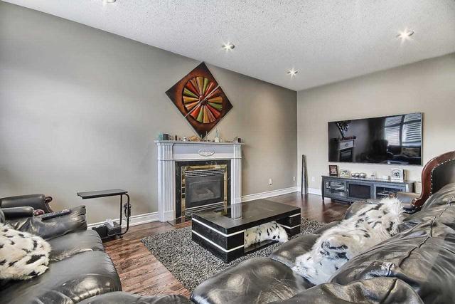 105 Wild Orchid Cres, House detached with 4 bedrooms, 5 bathrooms and 6 parking in Markham ON | Image 5