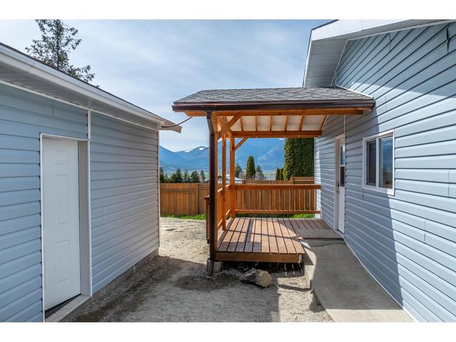 919 Regina Street, House detached with 3 bedrooms, 2 bathrooms and null parking in Creston BC | Image 29