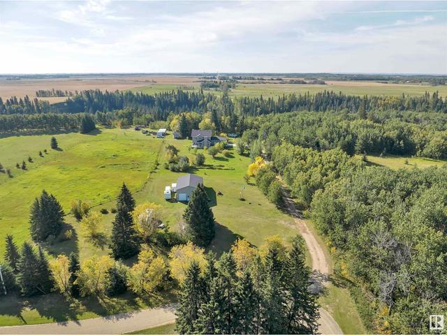 29 240073 Twp Rd 471, Rural Wetaskiwin County, AB, T9A1X1 | Card Image
