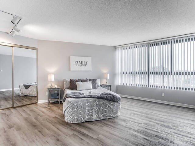 704 - 1300 Bloor St, Condo with 2 bedrooms, 2 bathrooms and 1 parking in Mississauga ON | Image 11