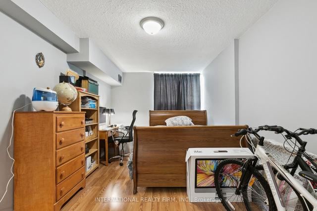 221 - 4064 Lawrence Ave E, Townhouse with 3 bedrooms, 2 bathrooms and 1 parking in Toronto ON | Image 13