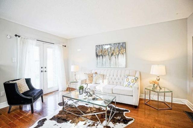 140 Andrea Lane, House detached with 3 bedrooms, 3 bathrooms and 5 parking in Vaughan ON | Image 7