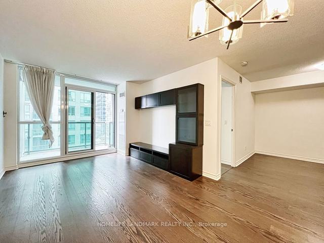 1219 - 25 Lower Simcoe St, Condo with 1 bedrooms, 1 bathrooms and 1 parking in Toronto ON | Image 7