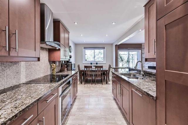 2457 Grindstone Crt, House detached with 3 bedrooms, 3 bathrooms and 3 parking in Mississauga ON | Image 33