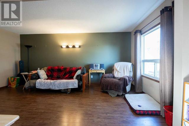522 52 Avenue, House detached with 3 bedrooms, 1 bathrooms and 3 parking in Coalhurst AB | Image 20