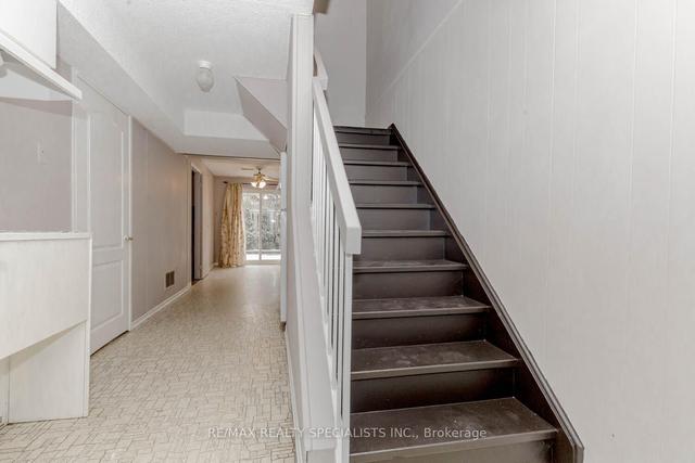 88 Carleton Pl, Townhouse with 4 bedrooms, 3 bathrooms and 2 parking in Brampton ON | Image 15