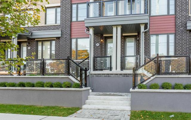 395 The Westway, House attached with 3 bedrooms, 2 bathrooms and 2 parking in Toronto ON | Image 2