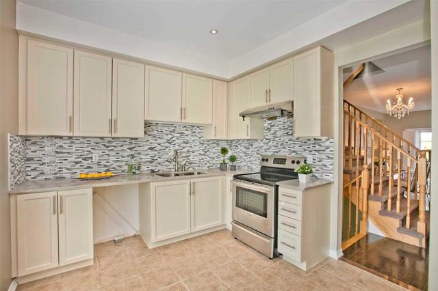 48 Beehive Lane, House attached with 2 bedrooms, 3 bathrooms and 2 parking in Markham ON | Image 24