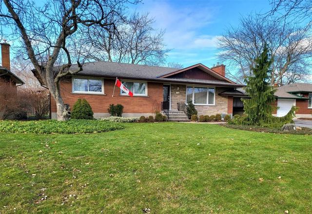 18 Goldsmith Ave, House detached with 3 bedrooms, 2 bathrooms and 4 parking in St. Catharines ON | Image 1