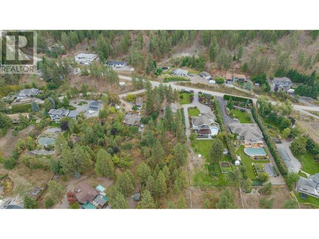 16490 Commonage Road, House detached with 4 bedrooms, 3 bathrooms and 1 parking in Lake Country BC | Image 68