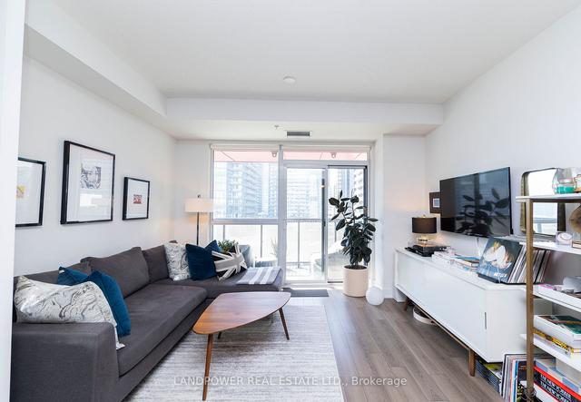 1105 - 318 Richmond St W, Condo with 1 bedrooms, 1 bathrooms and 0 parking in Toronto ON | Image 38