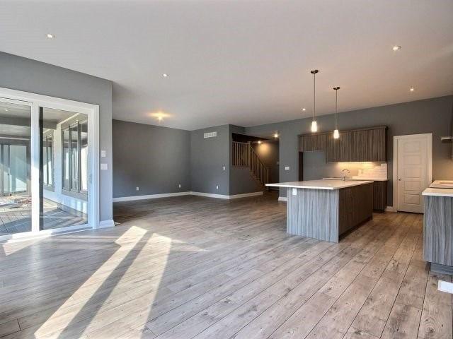 1003 Pelham Rd, House attached with 2 bedrooms, 3 bathrooms and 4 parking in St. Catharines ON | Image 7