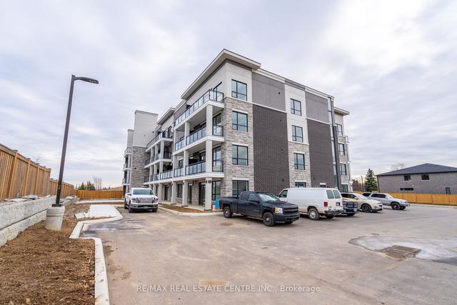 302 - 120 Springvalley Cres, Condo with 2 bedrooms, 2 bathrooms and 1 parking in Hamilton ON | Image 33