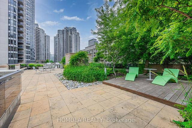 1826 - 500 Doris Ave, Condo with 2 bedrooms, 2 bathrooms and 1 parking in Toronto ON | Image 31