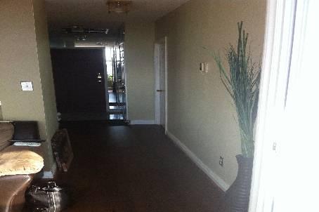uph1 - 880 Dundas St, Condo with 1 bedrooms, 1 bathrooms and 1 parking in Mississauga ON | Image 7
