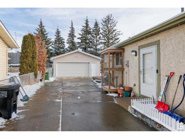 1915 104 St Nw, House detached with 4 bedrooms, 2 bathrooms and null parking in Edmonton AB | Image 28