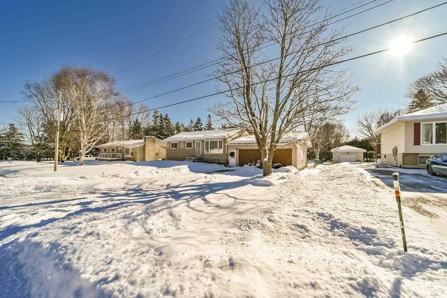 82 Jamieson Cres, House detached with 3 bedrooms, 2 bathrooms and 6 parking in Oro Medonte ON | Image 12