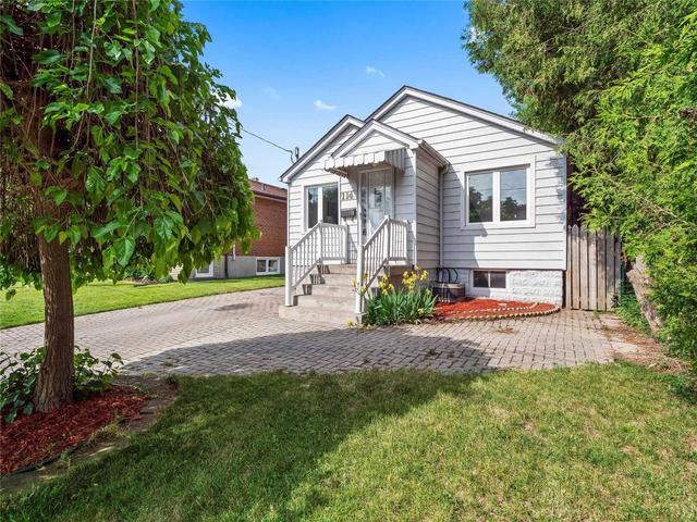 114 Pitt Ave, House detached with 2 bedrooms, 2 bathrooms and 2 parking in Toronto ON | Image 1