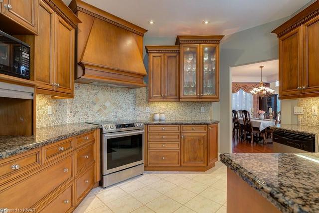215 Black Maple Court, House detached with 5 bedrooms, 3 bathrooms and 6 parking in Kitchener ON | Image 19