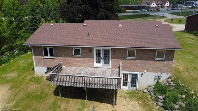 202384 Highway 6 And 21, House detached with 3 bedrooms, 2 bathrooms and 6 parking in Georgian Bluffs ON | Image 4
