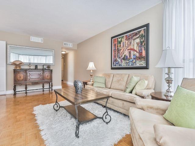 1003 - 1333 Bloor St E, Condo with 2 bedrooms, 2 bathrooms and 1 parking in Mississauga ON | Image 4