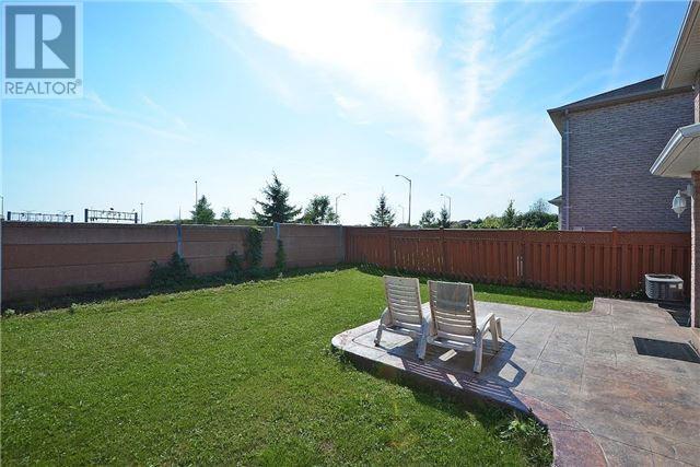 122 Tumbleweed Tr, House detached with 4 bedrooms, 4 bathrooms and 4 parking in Brampton ON | Image 19