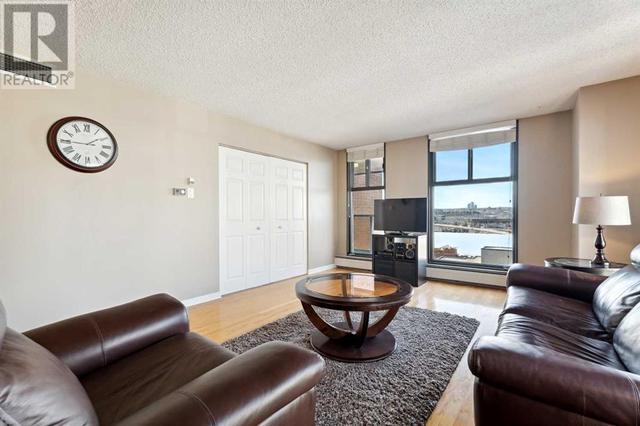 1005, - 1100 8 Avenue Sw, Condo with 1 bedrooms, 1 bathrooms and 1 parking in Calgary AB | Image 9