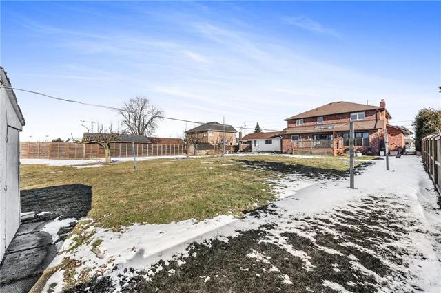 1150 West 5th Street, House detached with 4 bedrooms, 3 bathrooms and 9 parking in Hamilton ON | Image 42