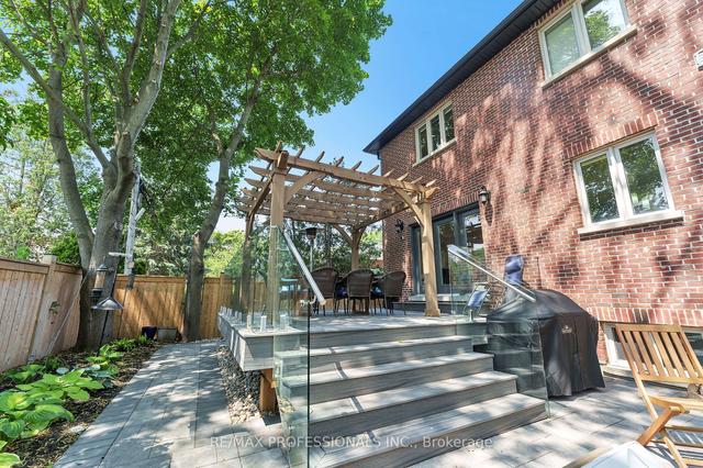 89 Great Oak Dr, House detached with 4 bedrooms, 5 bathrooms and 6 parking in Toronto ON | Image 35