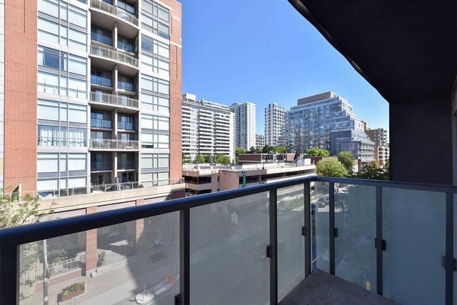 411 - 1815 Yonge St, Townhouse with 3 bedrooms, 3 bathrooms and 2 parking in Toronto ON | Image 18