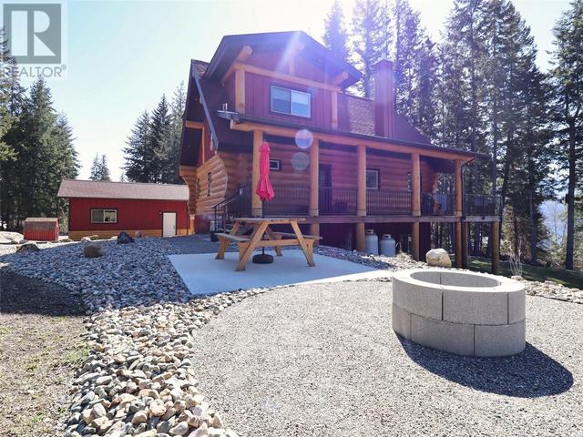 2589 Airstrip Road, House detached with 3 bedrooms, 3 bathrooms and 2 parking in Columbia Shuswap F BC | Image 55
