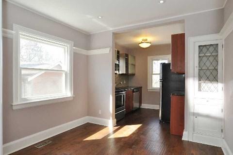 80 Hopedale Ave, House detached with 2 bedrooms, 2 bathrooms and 2 parking in Toronto ON | Image 3