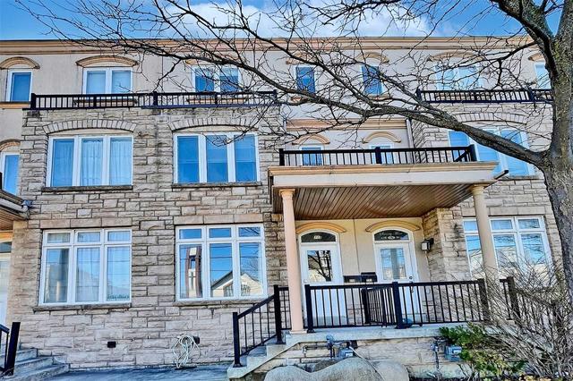 71 b Finch Ave W, House attached with 3 bedrooms, 3 bathrooms and 2 parking in Toronto ON | Image 1