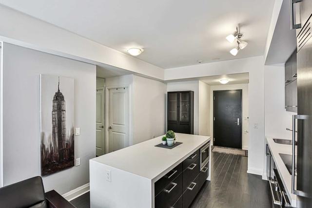 1011 - 1080 Bay St, Condo with 1 bedrooms, 1 bathrooms and 0 parking in Toronto ON | Image 5