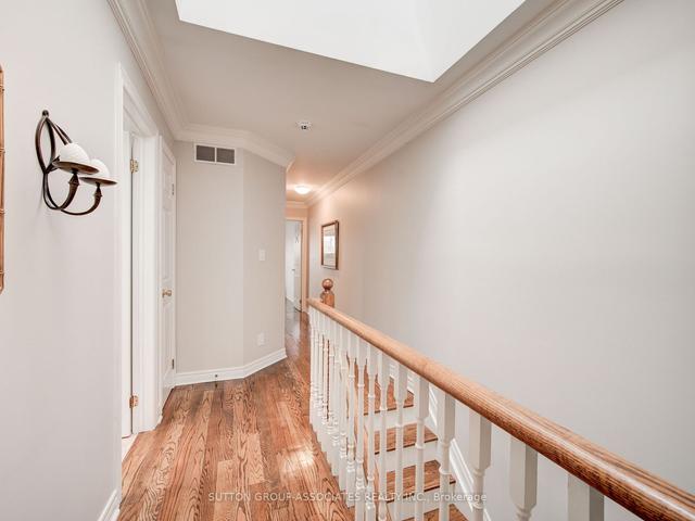 68 Hook Ave, House semidetached with 3 bedrooms, 3 bathrooms and 2 parking in Toronto ON | Image 16