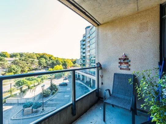 803 - 18 Valley Woods Rd, Condo with 2 bedrooms, 2 bathrooms and 1 parking in Toronto ON | Image 7