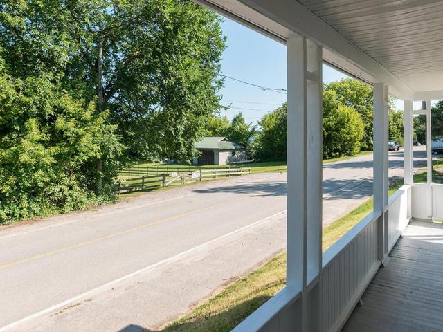 4 Water Street, House detached with 3 bedrooms, 2 bathrooms and 4 parking in Rideau Lakes ON | Image 3