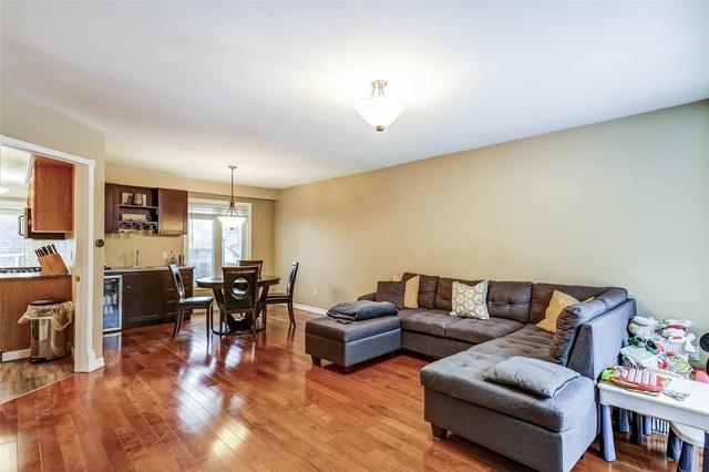 330 Cottonwood St, House detached with 3 bedrooms, 3 bathrooms and 3 parking in Orangeville ON | Image 33