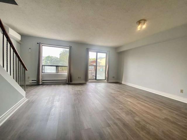 b - 3346 Lake Shore Blvd, Home with 2 bedrooms, 1 bathrooms and 1 parking in Toronto ON | Image 23