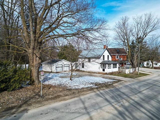 318 St Vincent St, House detached with 3 bedrooms, 2 bathrooms and 6 parking in Meaford ON | Image 1