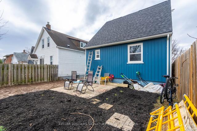 9 Merigold St, House detached with 2 bedrooms, 2 bathrooms and 4 parking in St. Catharines ON | Image 21