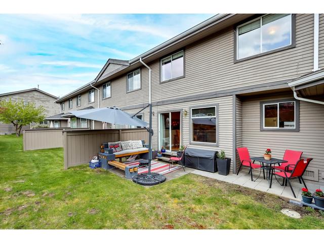 201 - 1140 Castle Crescent, House attached with 3 bedrooms, 3 bathrooms and null parking in Port Coquitlam BC | Image 32