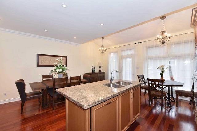 40 Deforest Rd, House detached with 3 bedrooms, 3 bathrooms and 1 parking in Toronto ON | Image 9
