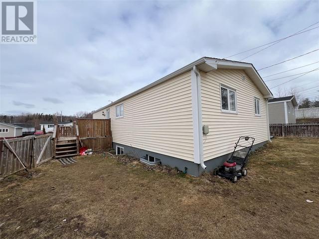 6 Gately Street, House other with 3 bedrooms, 1 bathrooms and null parking in Grand Falls-Windsor NL | Image 3