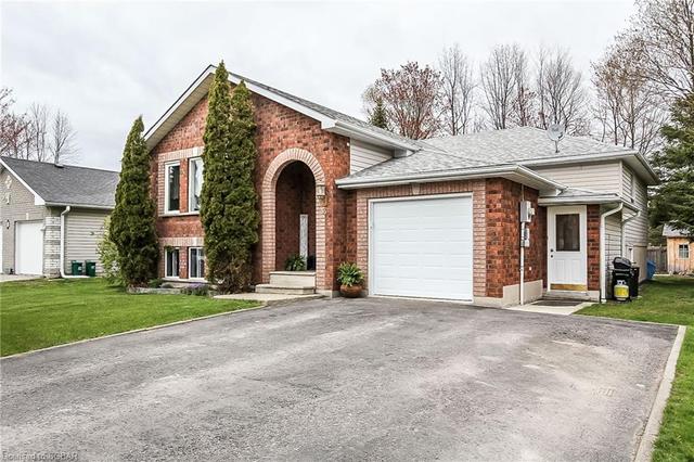 3 Kenwell Court, House detached with 5 bedrooms, 3 bathrooms and 5 parking in Wasaga Beach ON | Image 2