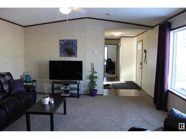 5009 55 St, House other with 3 bedrooms, 2 bathrooms and null parking in Elk Point AB | Image 7