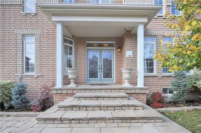 104 Smoothwater Terr, House detached with 4 bedrooms, 4 bathrooms and 4 parking in Markham ON | Image 4